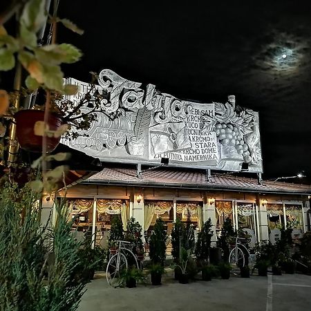 Hotel Talija Svilajnac 외부 사진